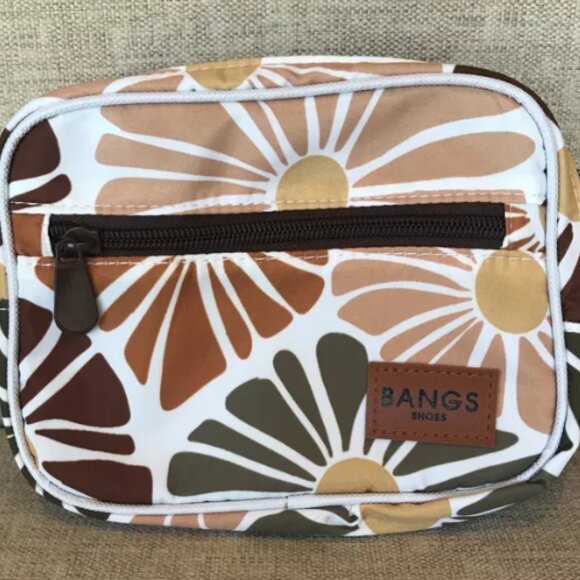 BRAND NEW - Still in Packaging - BANGS Shoes Floral Crossbody Bag - Picture 4 of 6